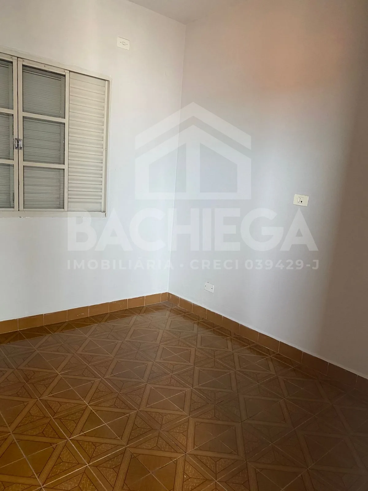 CASA COMERCIAL - CENTRO